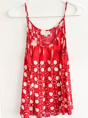 Velvet by Graham & Spencer Red and White Tie-Dye Camisole